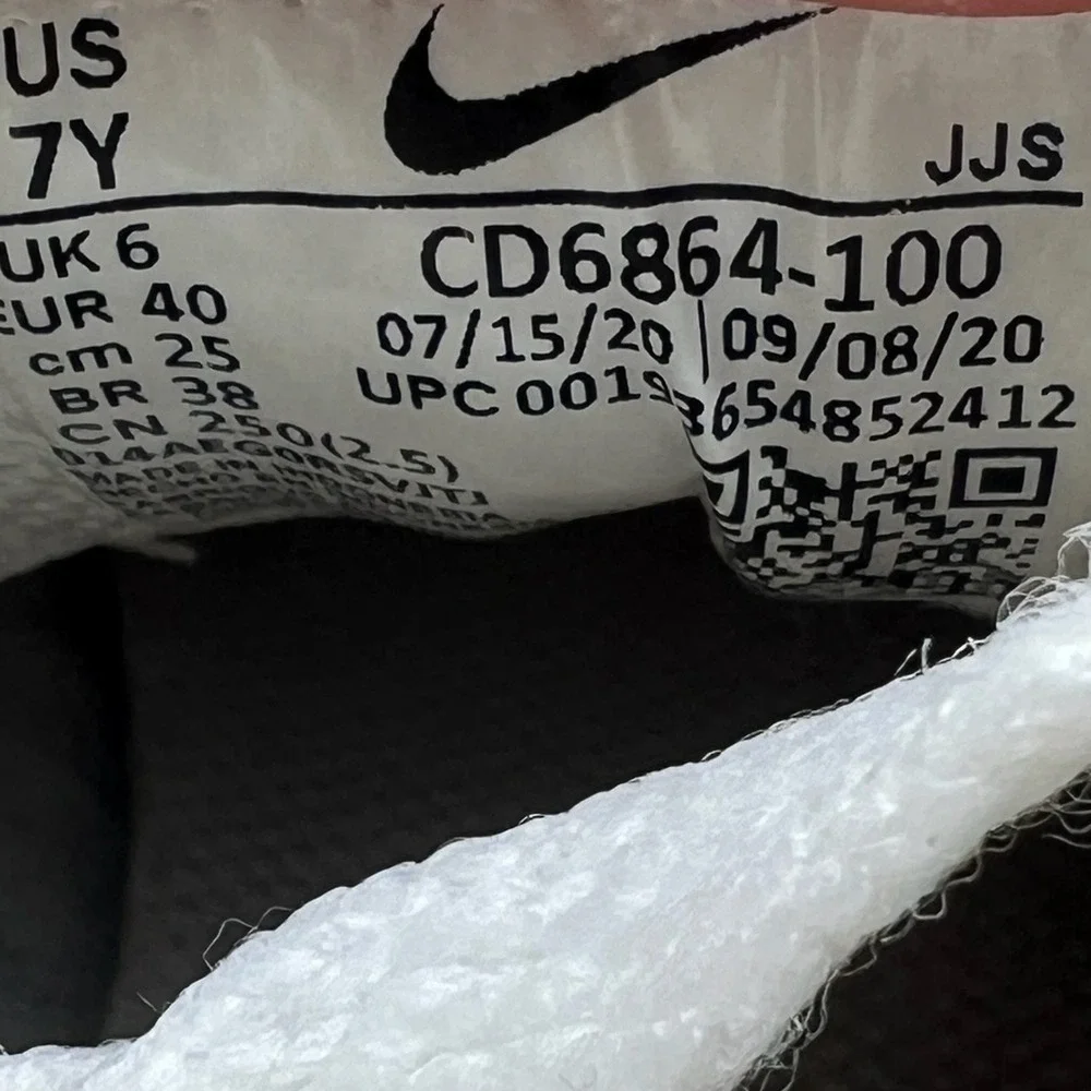 Nike Air Max 90 Recraft Women's Size 8.5 White Leather Sneakers CD6864-100